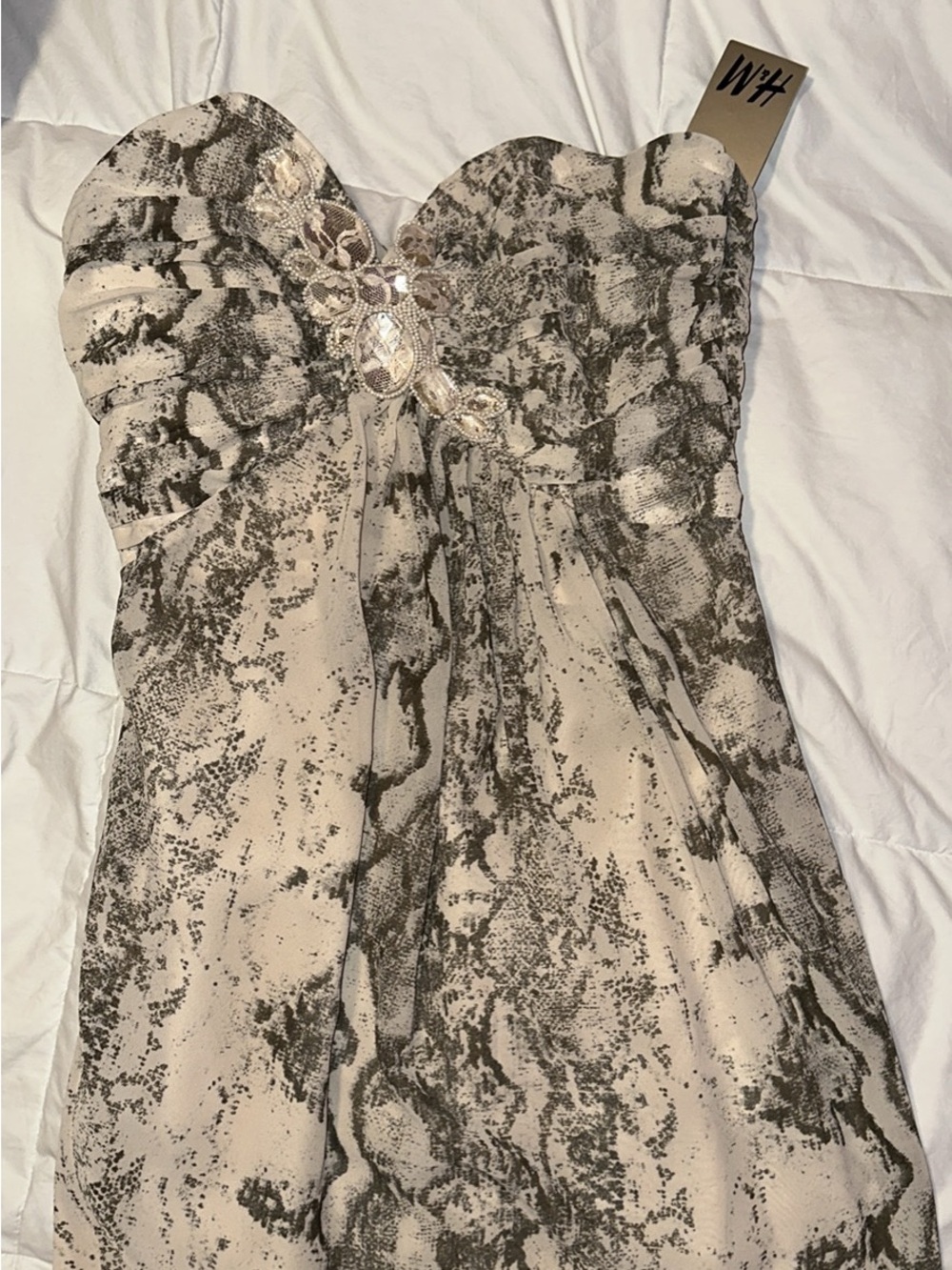 Free People Paper Crane , Diane’s boutique, Buckle & H&M Dresses, shorts & tops - Picture 2 of 6